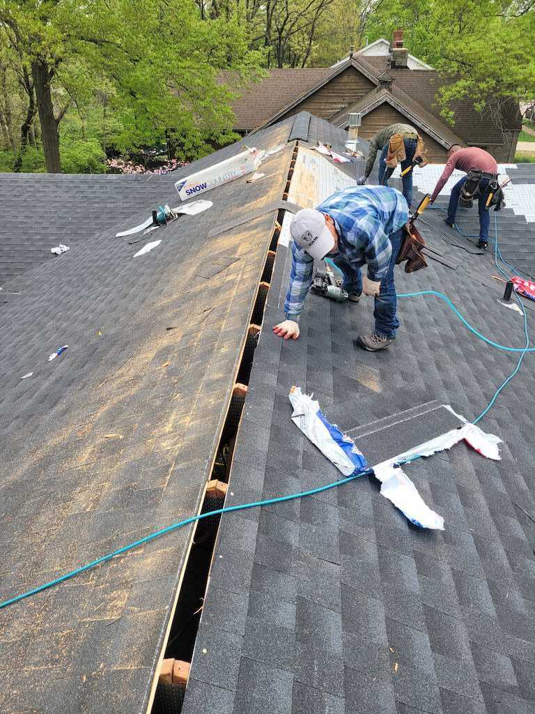 residential roof repair in St Louis mo