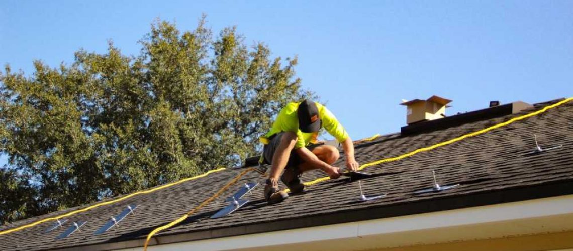 Top Residential Roofing Contractors: What Sets Them Apart